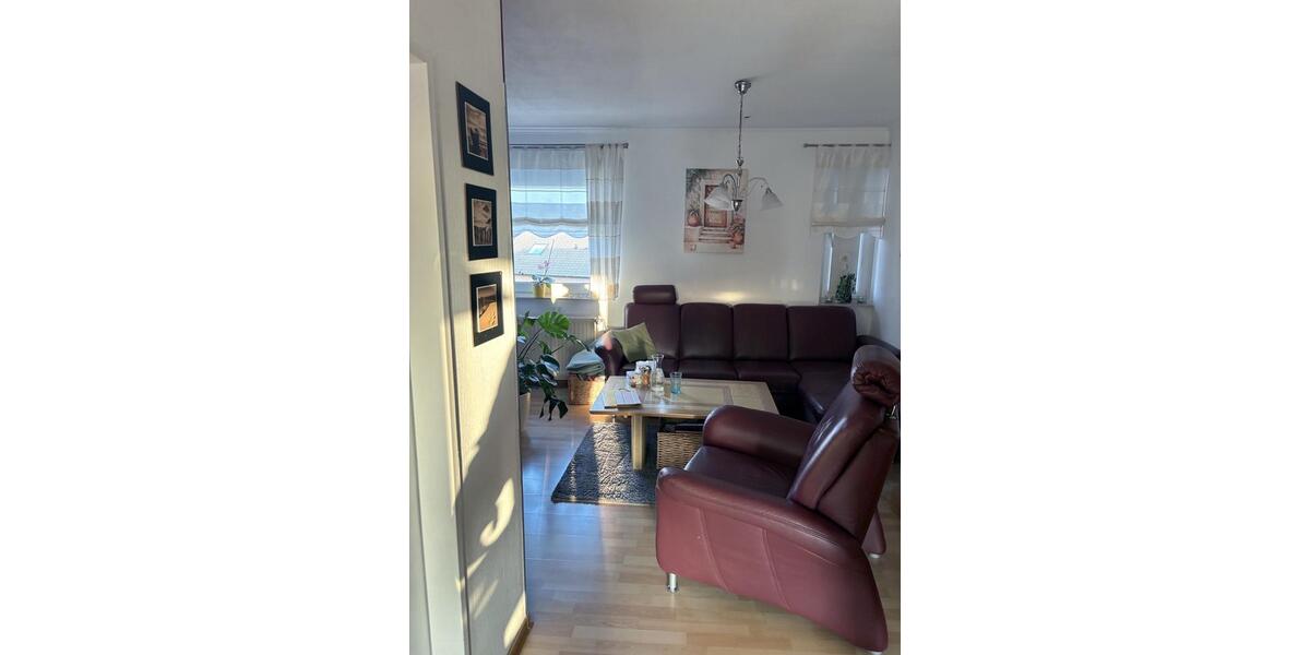 Dachgeschoßwohnung Recklinghausen Berghausen - 4.5 Zimmer, 86 m&sup2;, 447&euro; | Angebot:25643796