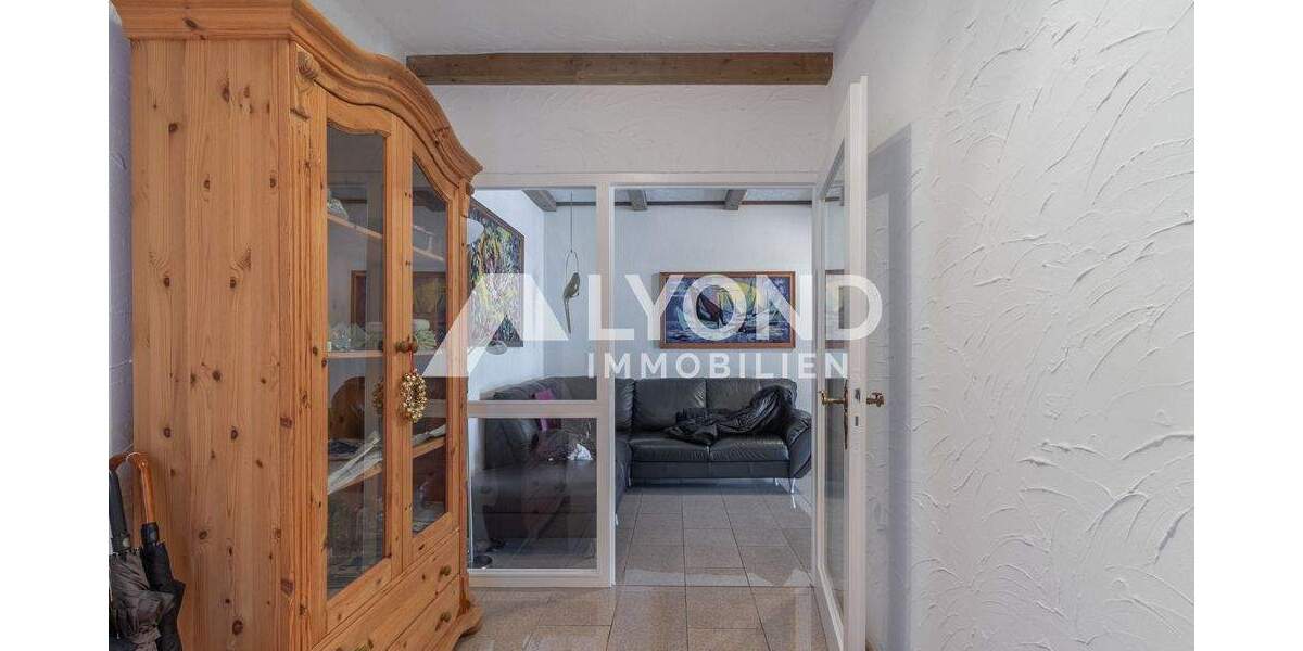 Etagenwohnung Hagen / Hohenlimburg Hohenlimburg - 5 Zimmer, 131 m&sup2;, 229.000&euro; | Angebot:25676930