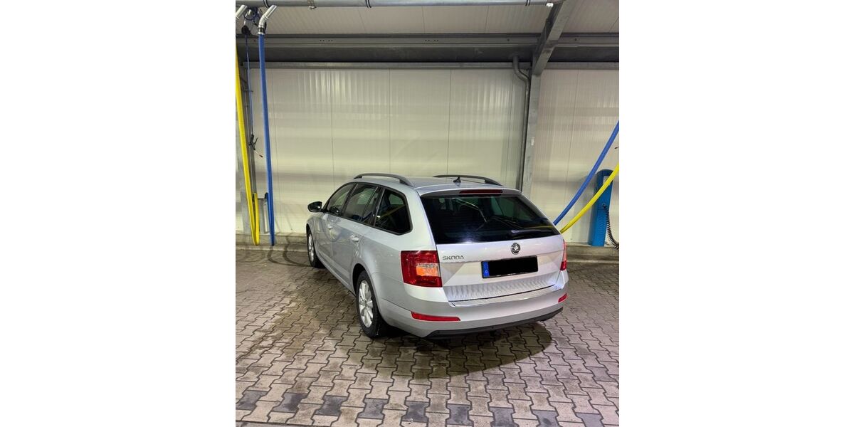 Skoda Octavia 294.100 km 6.800 &euro; Dortmund 44147