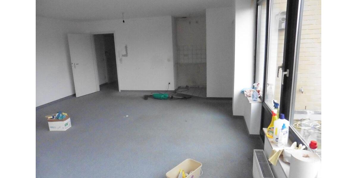 Helle ETW In GE ,23m² Terasse Südseite, Seniorengeeignet 2 zimmer