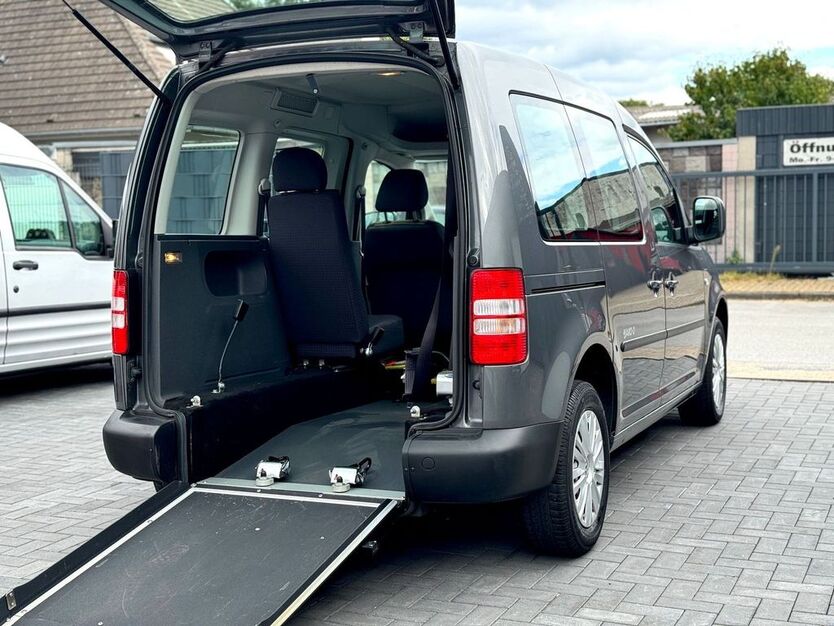VW Caddy 108.500 km 17.999 € Marl 45772