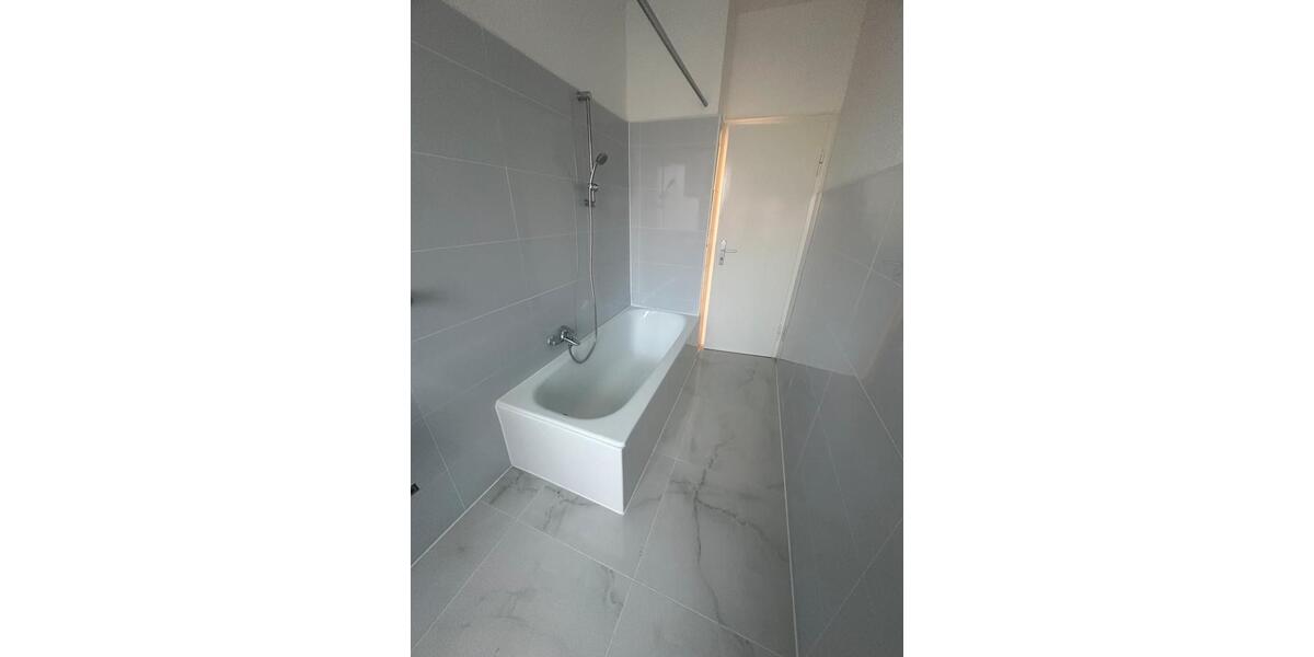 Etagenwohnung Dortmund Gartenstadt - 3 Zimmer, 82 m&sup2;, 999&euro; | Angebot:25719981