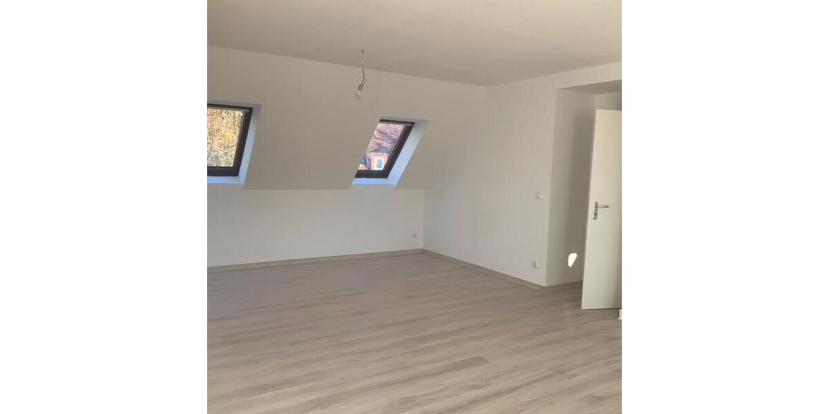 Dachgeschoßwohnung Herne Wanne - 2 Zimmer, 65 m&sup2;, 399&euro; | Angebot:25784507