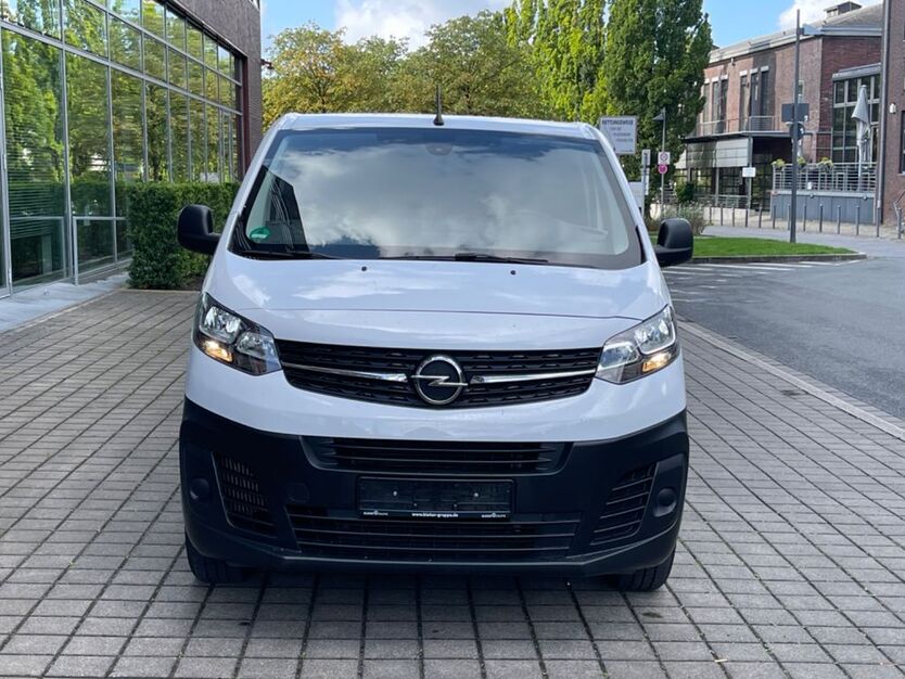 Opel Vivaro 40.000 km 25.790 € Gelsenkirchen 45899