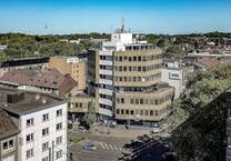 3 Zimmer - renoviert - zentrale Lage - Aufzug - Tiefgarage