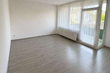 Wohnung Recklinghausen Süd - 2.5 Zimmer, 60 m&sup2;, 600&euro; | Angebot:26871918