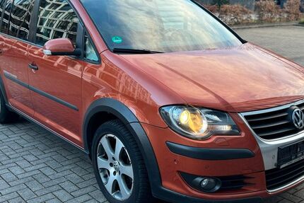 VW Touran 227.197 km 4.500 &euro; Gelsenkirchen 45884