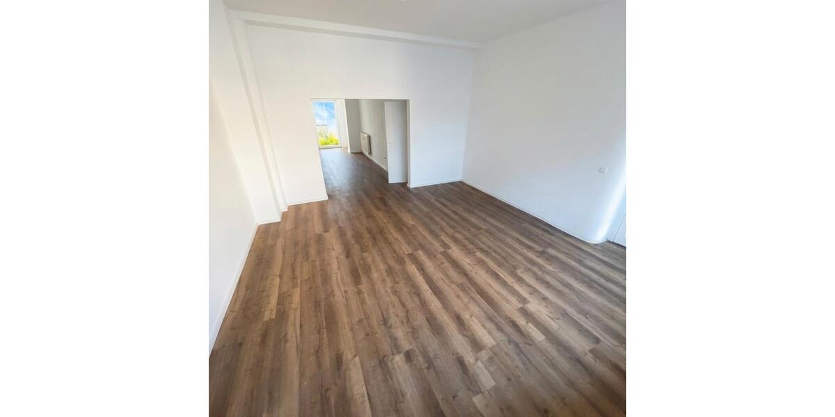 Vielseitige Gewerbefläche mit großer Fensterfront in Dortmund-Lütgendortmund zimmer