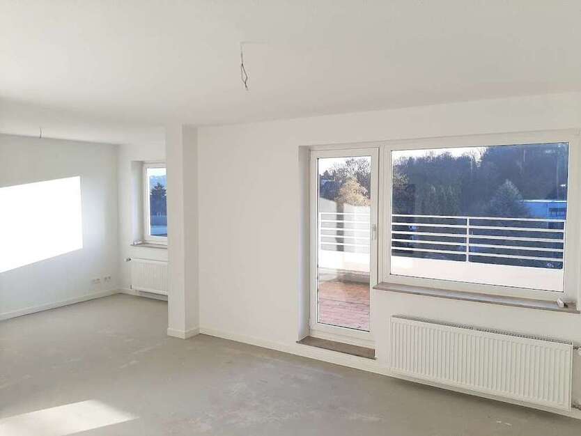 Wohnung zum Mieten in Wuppertal 243 € 45.67 m²