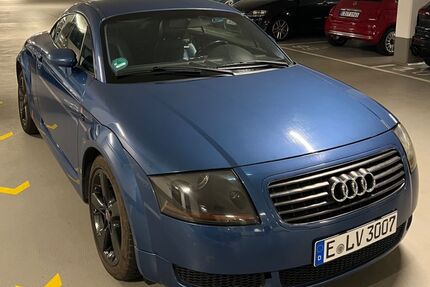 Audi TT 218.500 km 4.999 &euro; Essen 45131