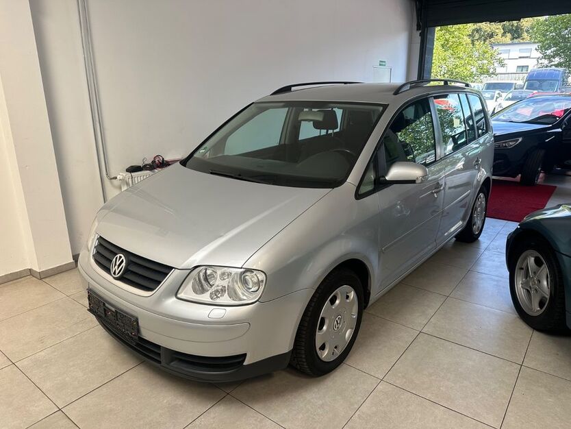 VW Touran 205.000 km 1.450 € Schwerte 58239