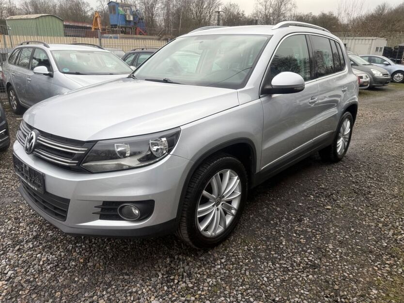 VW Tiguan 148.000 km 11.200 € Essen 45356