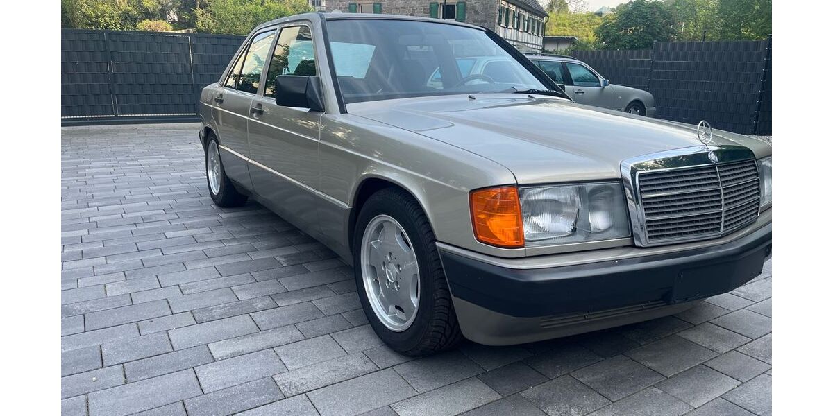 Mercedes-Benz 190 49.300 km 22.450 &euro; Hagen 58093