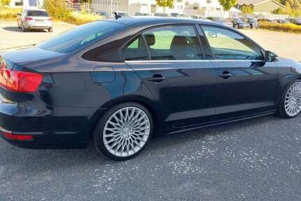 VW Jetta 93.100 km 11.490 € Bergkamen 59192