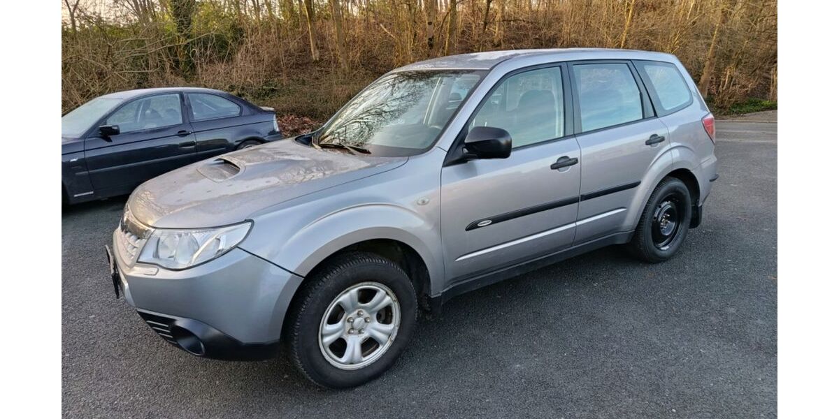 Subaru Forester 202.000 km 3.990 &euro; Recklinghausen 45659