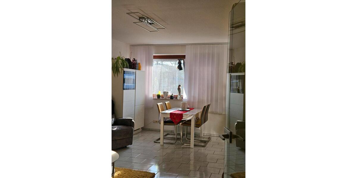 Zu Verkauft schöne eigentumswohnung vor 1.jahr renoviert 2 zimmer