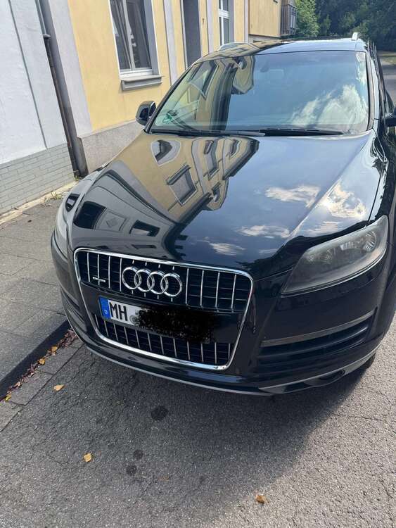 Q7