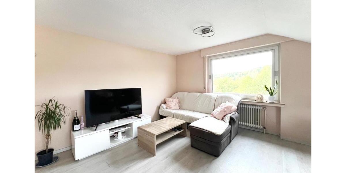 Dachgeschoßwohnung Hagen Hohenlimburg - 2 Zimmer, 60 m&sup2;, 670&euro; | Angebot:27572518