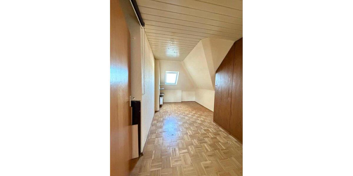 Dachgeschoßwohnung Dortmund Brackel - 3.5 Zimmer, 79 m&sup2;, 750&euro; | Angebot:27598021