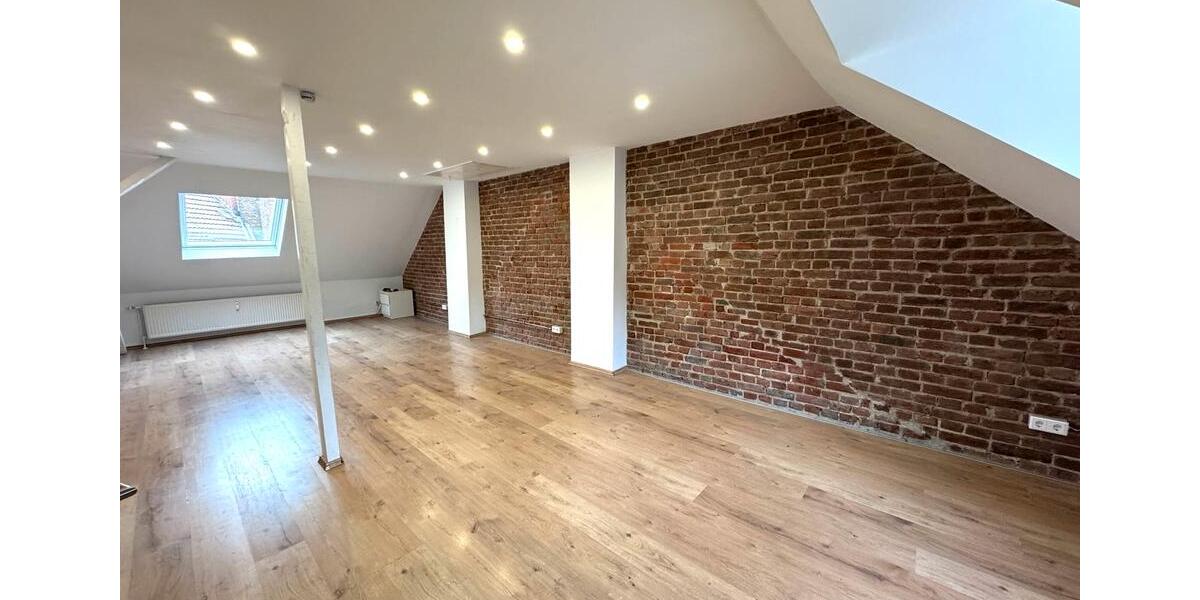 Helle 3,5 Zimmerwohnung Dachgeschoss zentral in Gladbeck Mitte 3.5 zimmer