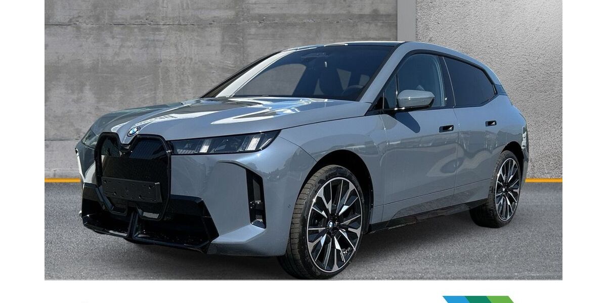 BMW iX 4.999 km 105.999 &euro; Recklinghausen 45659