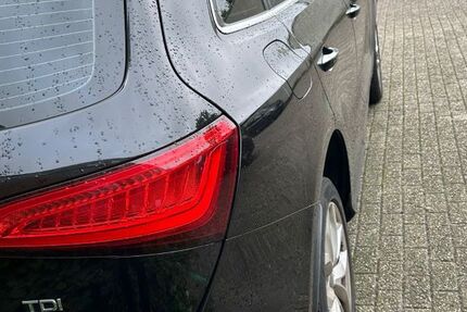 Audi Q5 97.000 km 17.799 € Wuppertal 42277