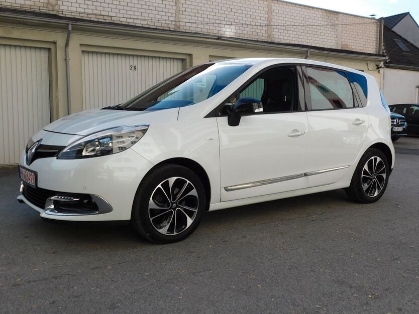 Renault Scenic 140.413 km 7.899 € Mülheim 45473