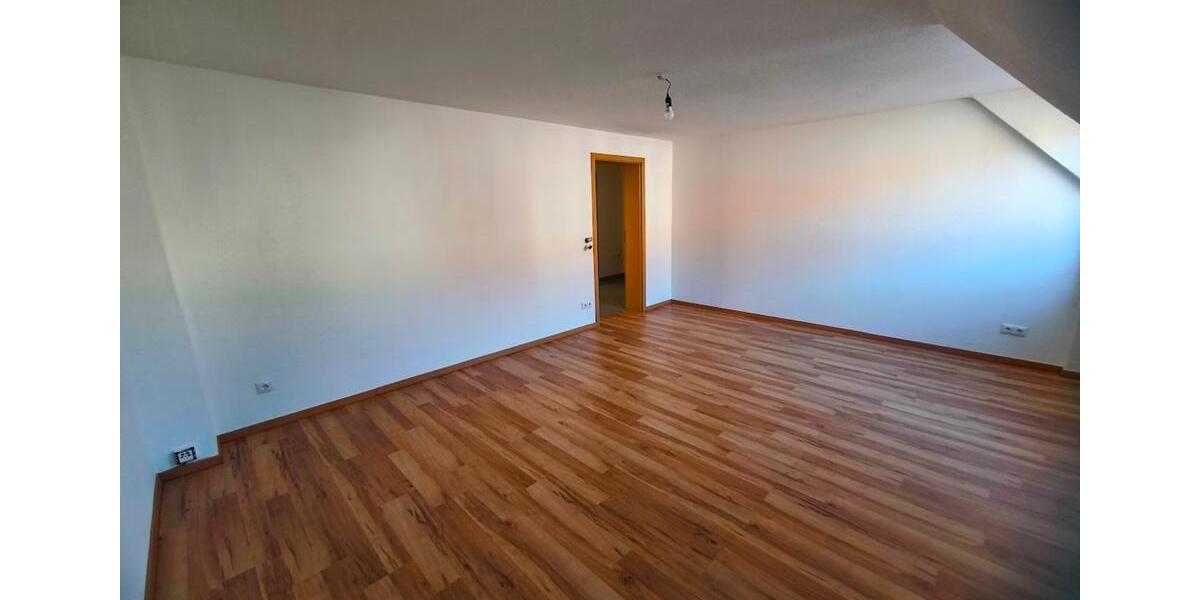 Moderne, helle, ruhige 2-ZKB-Whg. mit EBK in Essen Südviertel 2 zimmer