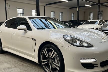 Porsche Panamera 104.000 km 26.870 &euro; Velbert 42551