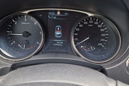 Nissan X-Trail 118.000 km 12.300 &euro; Bochum 44801