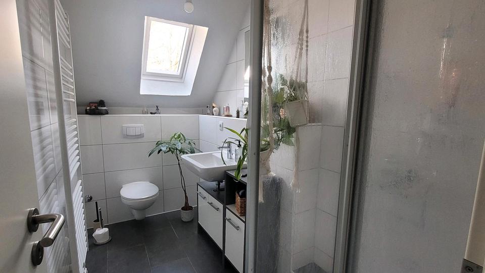 Dachgeschoßwohnung Dortmund Hörde - 3 Zimmer, 60 m&sup2;, 800&euro; | Angebot:26669662