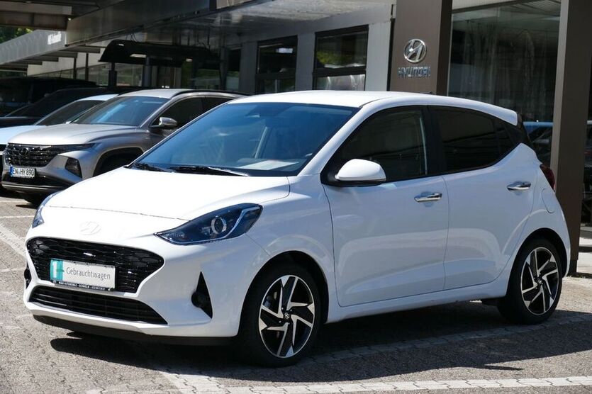 i10