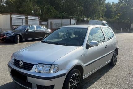 VW Polo 108.000 km 2.200 € Essen 45143