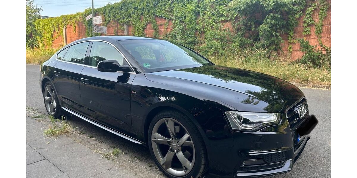 Audi A5 157.000 km 13.900 &euro; oberhausen 46147