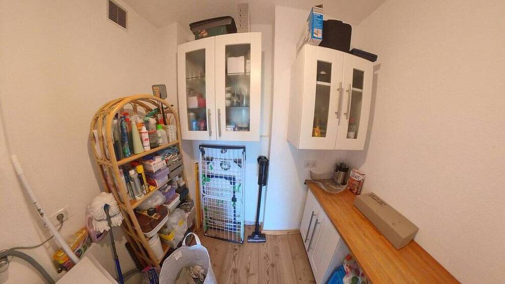 Moderne 2,5-Zimmer-Wohnung mit EBK in der Augustastraße 41