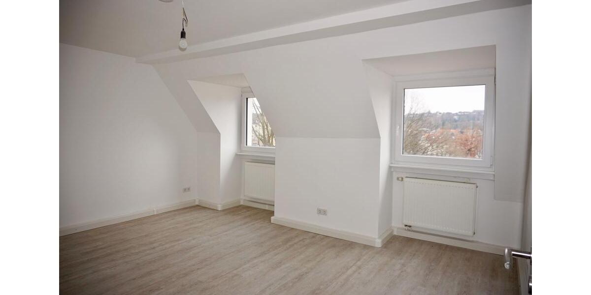 Dachgeschoßwohnung Hagen - 2.5 Zimmer, 57 m&sup2;, 450&euro; | Angebot:27567542