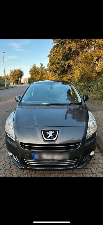 Peugeot 5008 226.500 km 6.500 € Hagen 58095