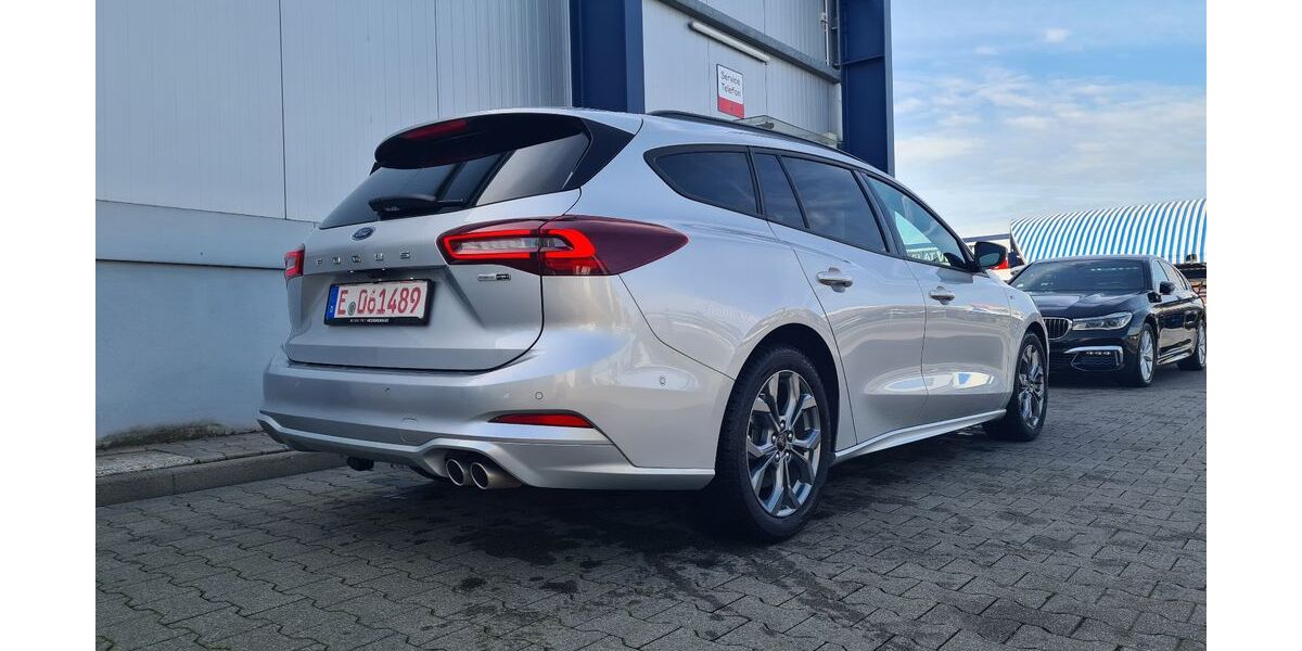 Ford Focus 6.800 km 20.200 &euro; Essen 45276