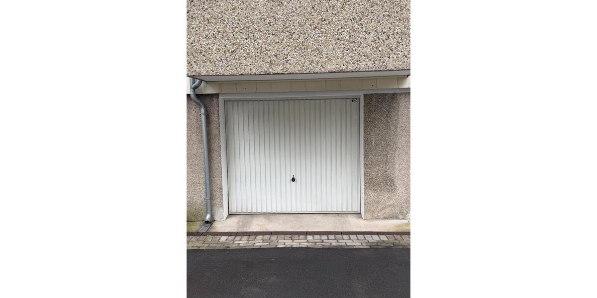 Modernisierte Etagenwohnung mit Aufzug 4.5 zimmer