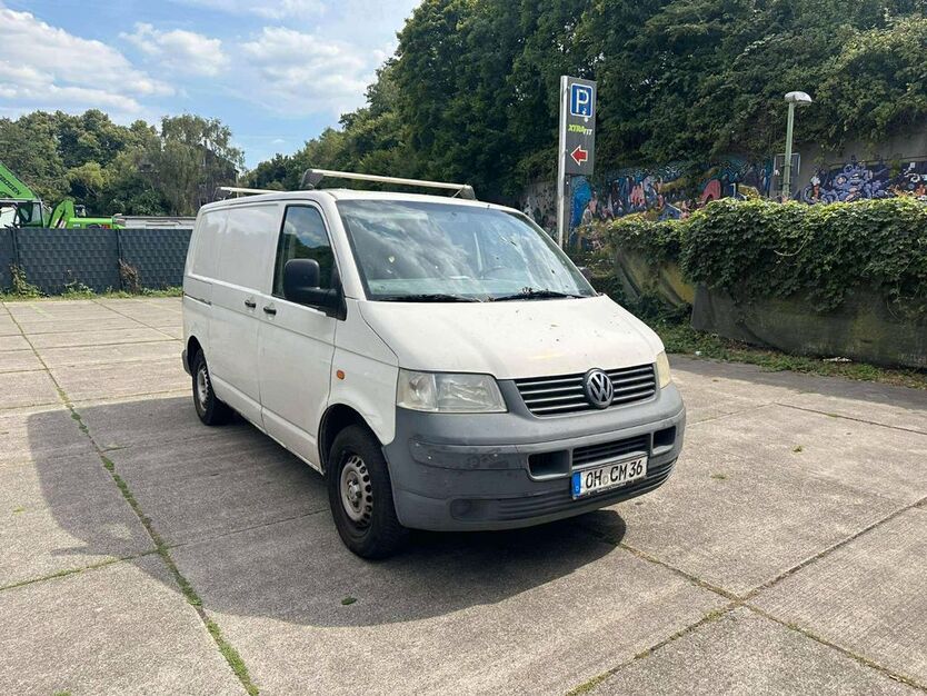 VW T5 Transporter 380.000 km 1.950 € Essen 45356