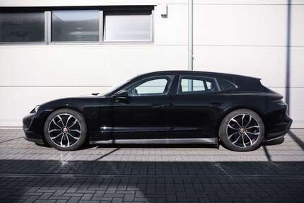 Porsche Taycan 32.600 km 69.900 &euro; Holzwickede 59439