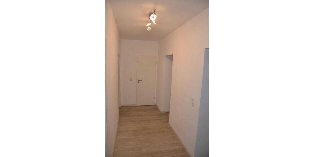 Helle 2,5 Zi-Komfortwohnung in ruhiger Lage, großer Sonnenbalkon, nahe Innenstadt - Etagenwohnung Bochum Innenstadt | Angebot:27567596