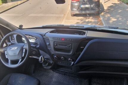 IVECO Andere 260.000 km 10.500 € Gelsenkirchen 45886
