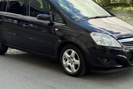 Opel Zafira 163.000 km 3.850 € Mülheim an der Ruhr 45479