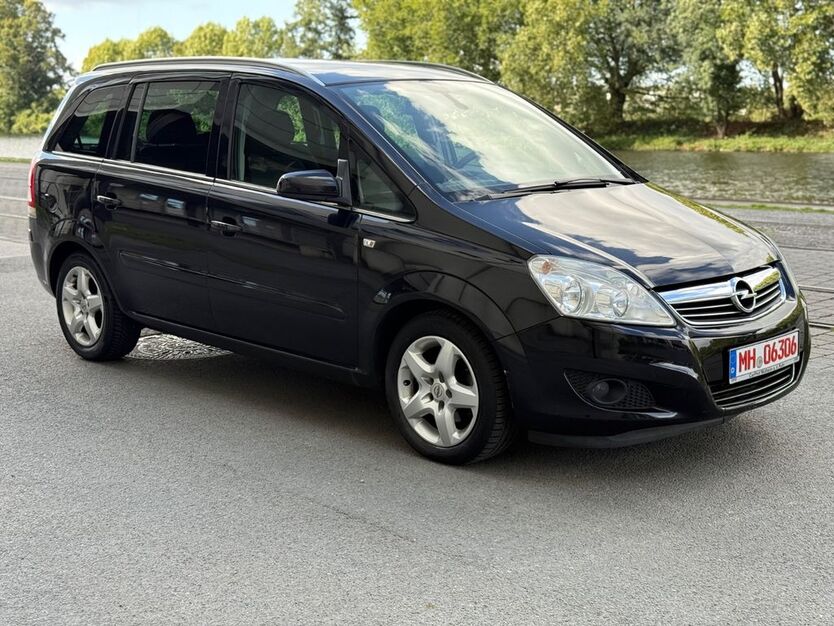 Opel Zafira 163.000 km 3.850 € Mülheim an der Ruhr 45479
