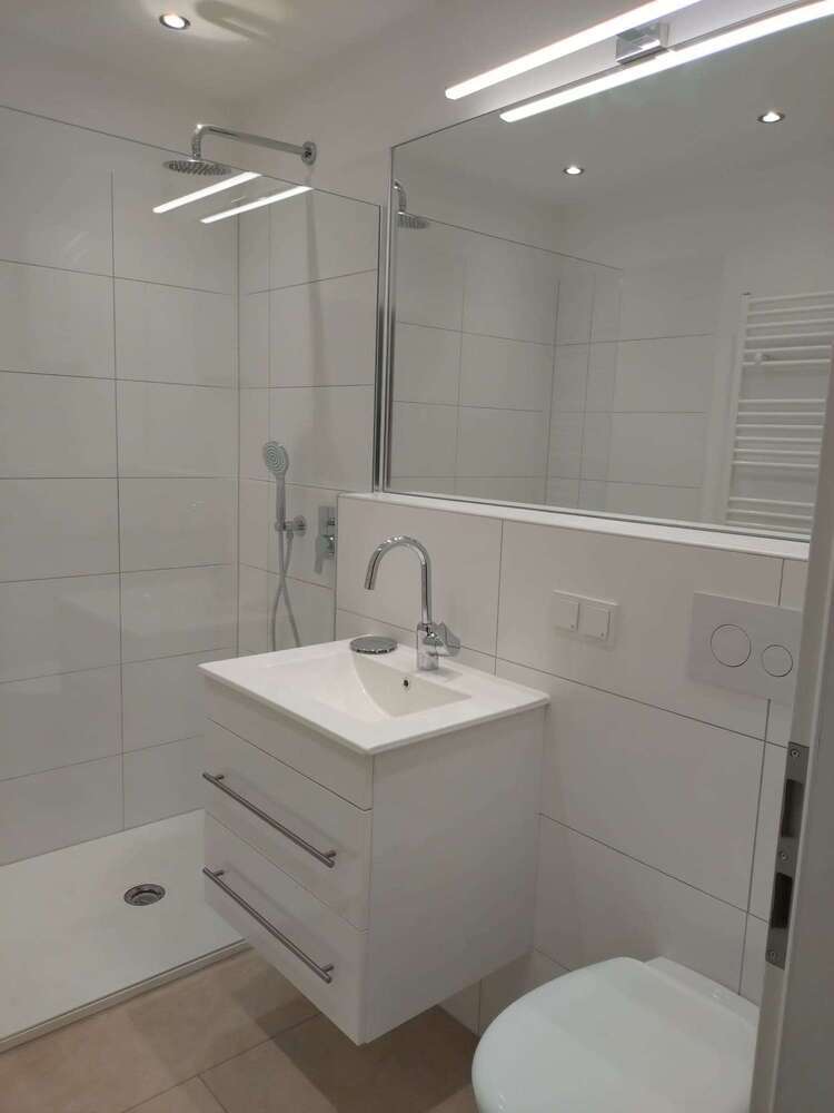 Wohnung zum Mieten in Wuppertal 680 € 77 m²