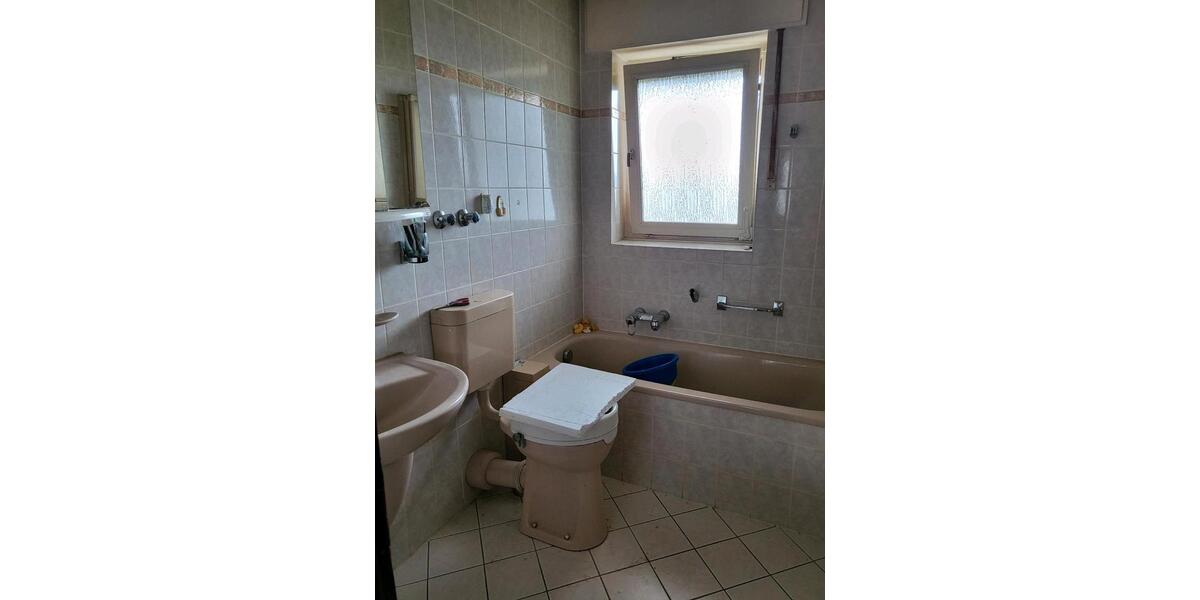 Erdgeschoßwohnung Hagen Hagen-Mitte - 3.5 Zimmer, 67 m&sup2;, 72.000&euro; | Angebot:24573299