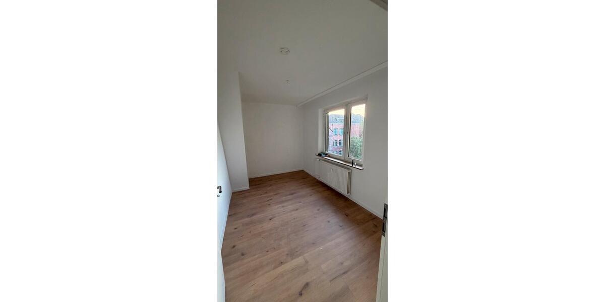 Etagenwohnung Hagen Hagen-Mitte - 4 Zimmer, 80 m&sup2;, 900&euro; | Angebot:27570153
