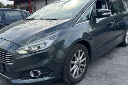 Ford S-Max 208.000 km 8.300 € essen 45359