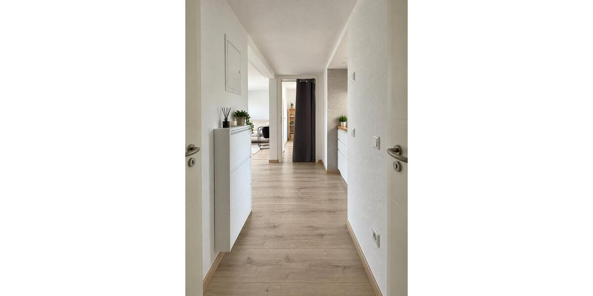 Dachgeschoßwohnung Hagen Hagen-Mitte - 3 Zimmer, 36 m&sup2;, 450&euro; | Angebot:27571271